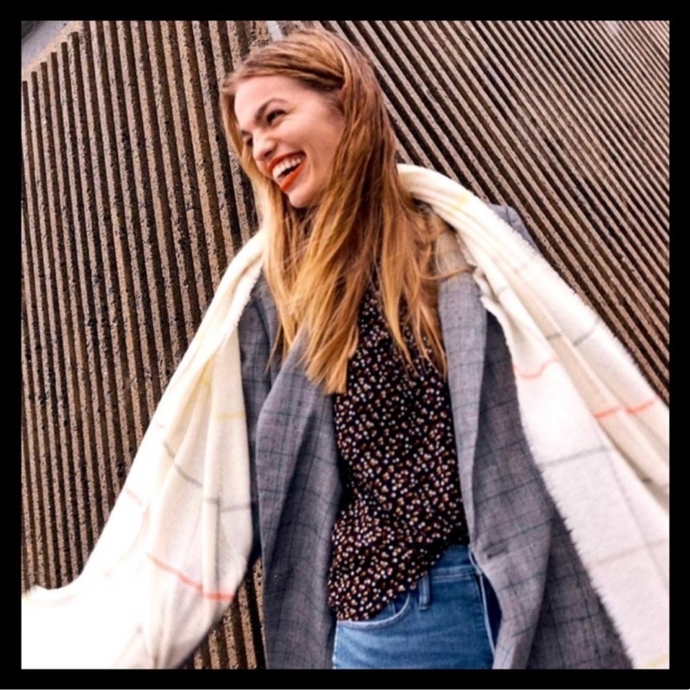 Madewell Gauzy Plaid Scarf New with tags 🧣 - Picture 8 of 9